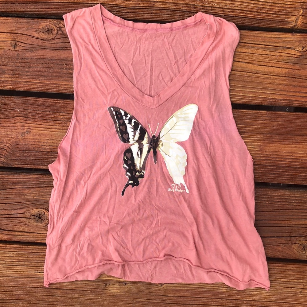 Butterfly muscle tank
